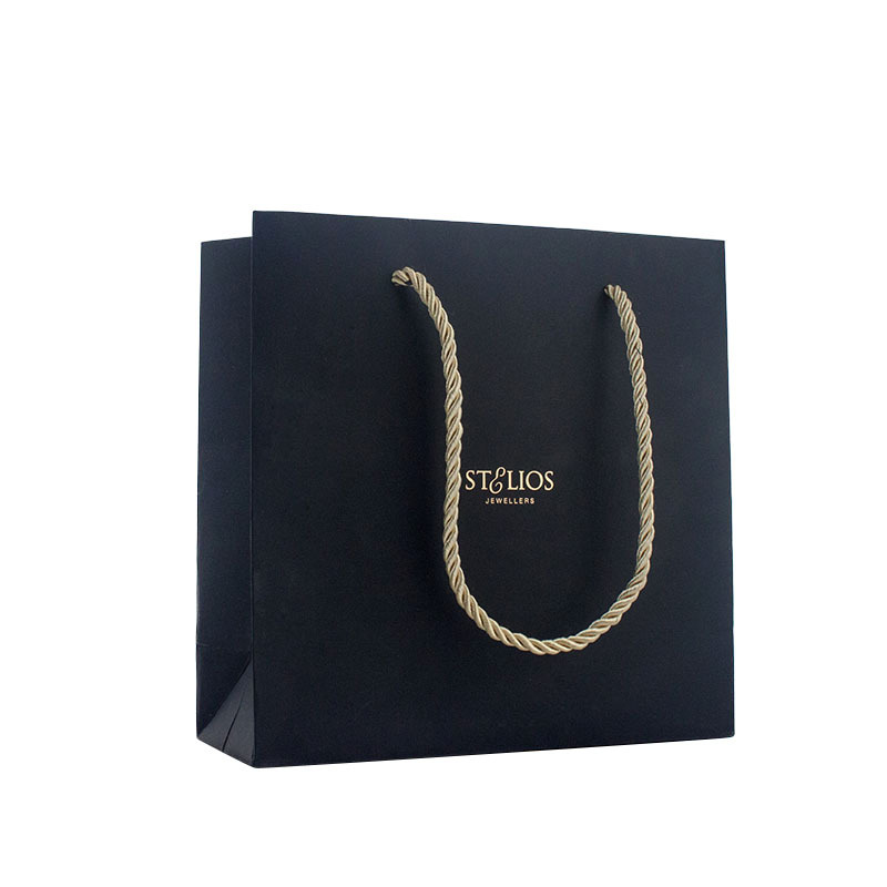 源头工厂触感黑卡纸高档包装手提袋印logo服装店包装手拎袋