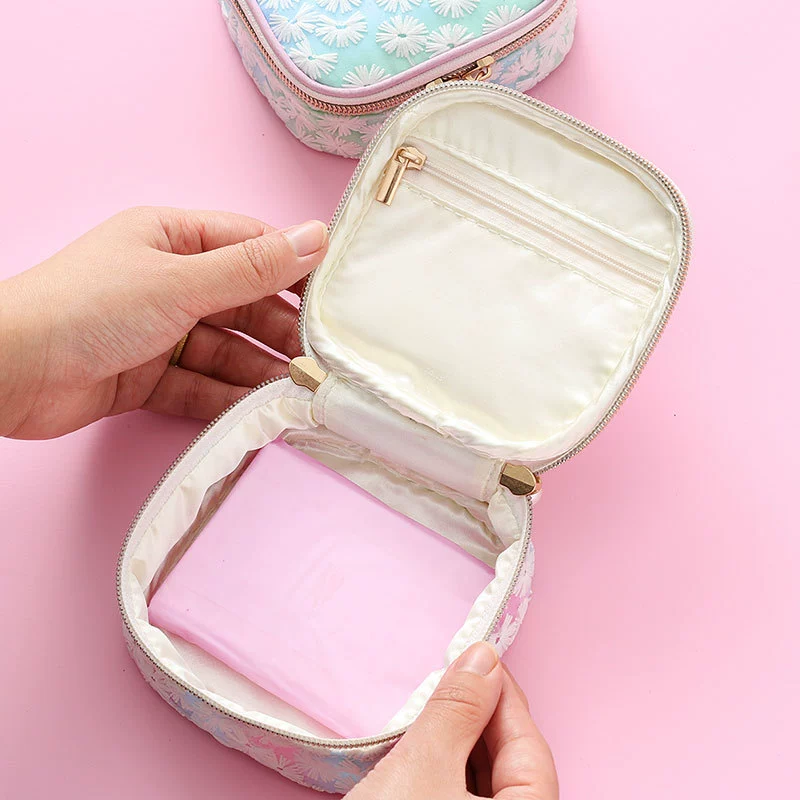 Санитарные прокладки для путешествий, organizer bag, сумка для хранения, японский и корейский стиль, с вышивкой