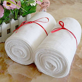 抱被抱毯;围嘴围兜;尿布