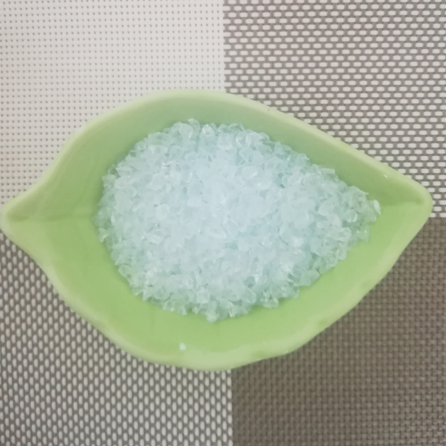 恒达供应透明玻璃粉 彩色玻璃砂 耐磨防火 喷砂除锈玻璃砂各颜色