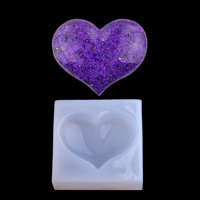 New love crystal glue mold transparent UV glue mold cake baking utensils chocolate mold