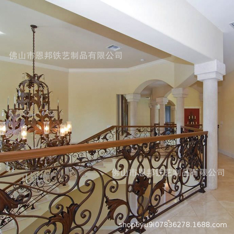 广东厂家锻造高端会所星级酒店大堂楼梯扶手镀锌铁艺别墅楼梯护栏