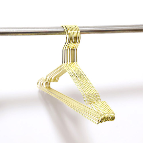 Manufacturer wholesale metal clothes hangers, rose gold iron clothes hangers, grooved Nordic ins cool clothes hangers