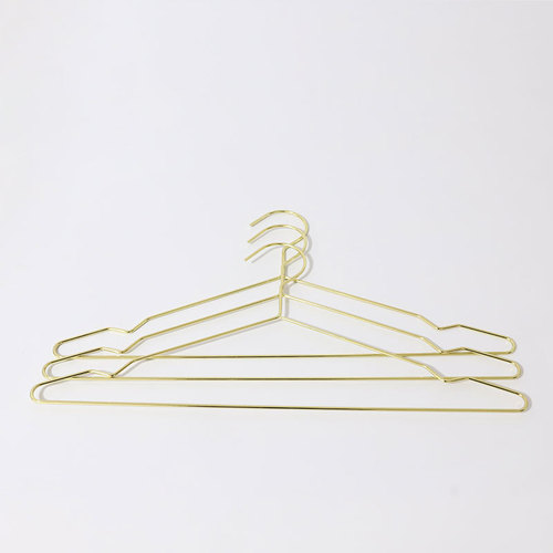 Manufacturer wholesale metal clothes hangers, rose gold iron clothes hangers, grooved Nordic ins cool clothes hangers