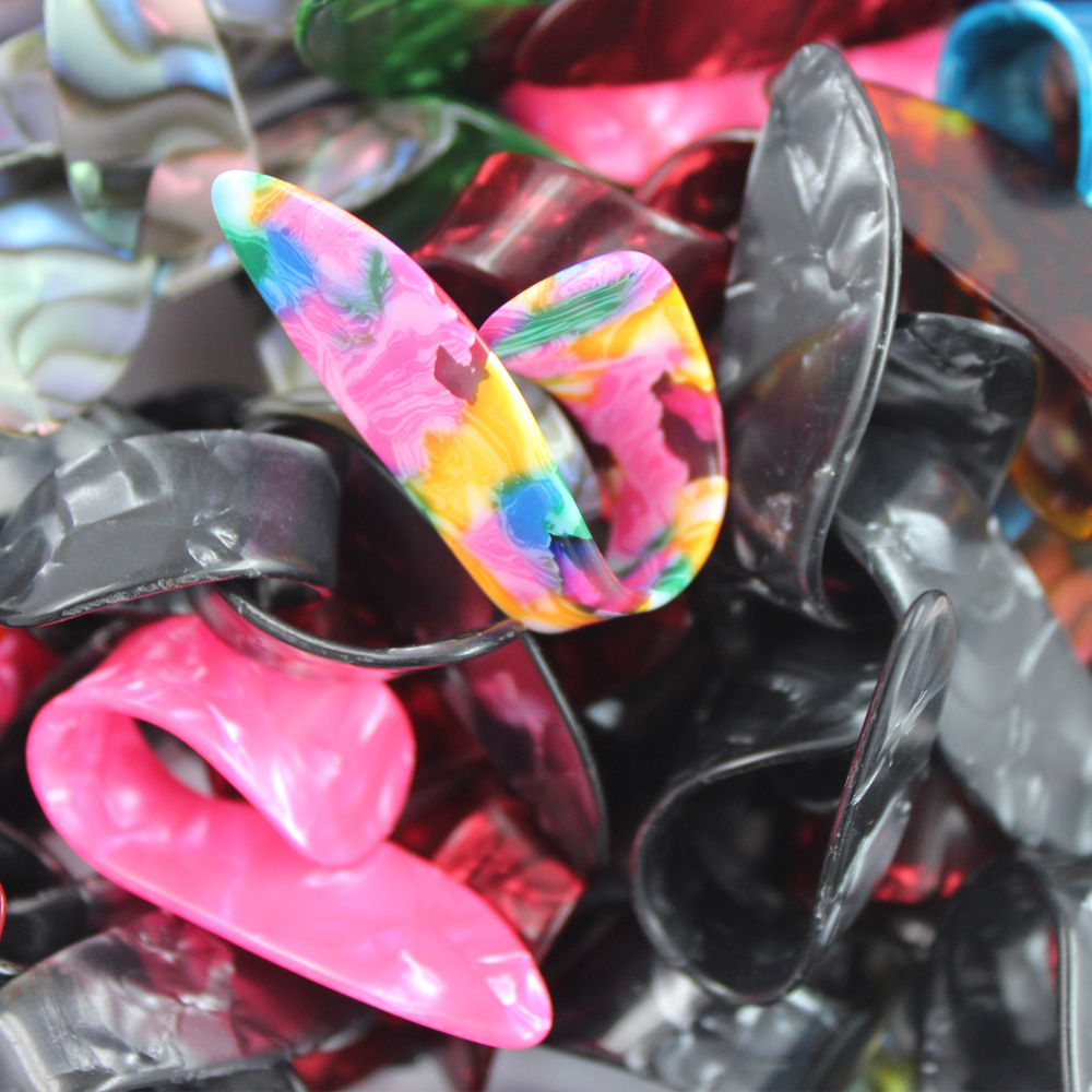 Guitarra Selección de acero inoxidable dedo índice celuloide pulgar dedo índice metralla caja 15 sets exportación guitarra Accesorios