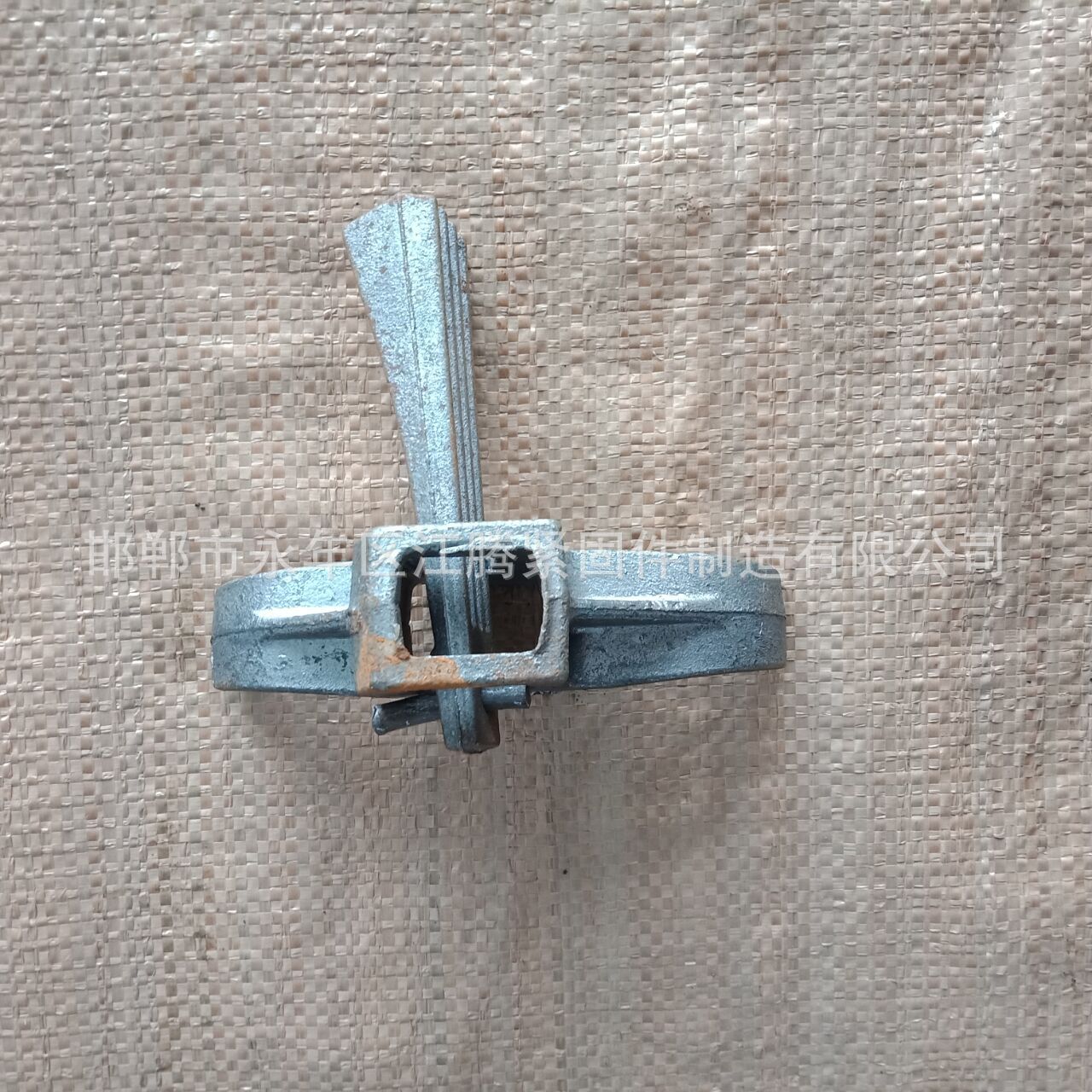 厂家现货批发蝴蝶扣件  拉紧器  模板卡   模板扣