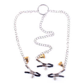 风铃带链金属阴乳夹玩具3头咪咪夹饰品夫妻挑逗血滴子乳饰惩罚用