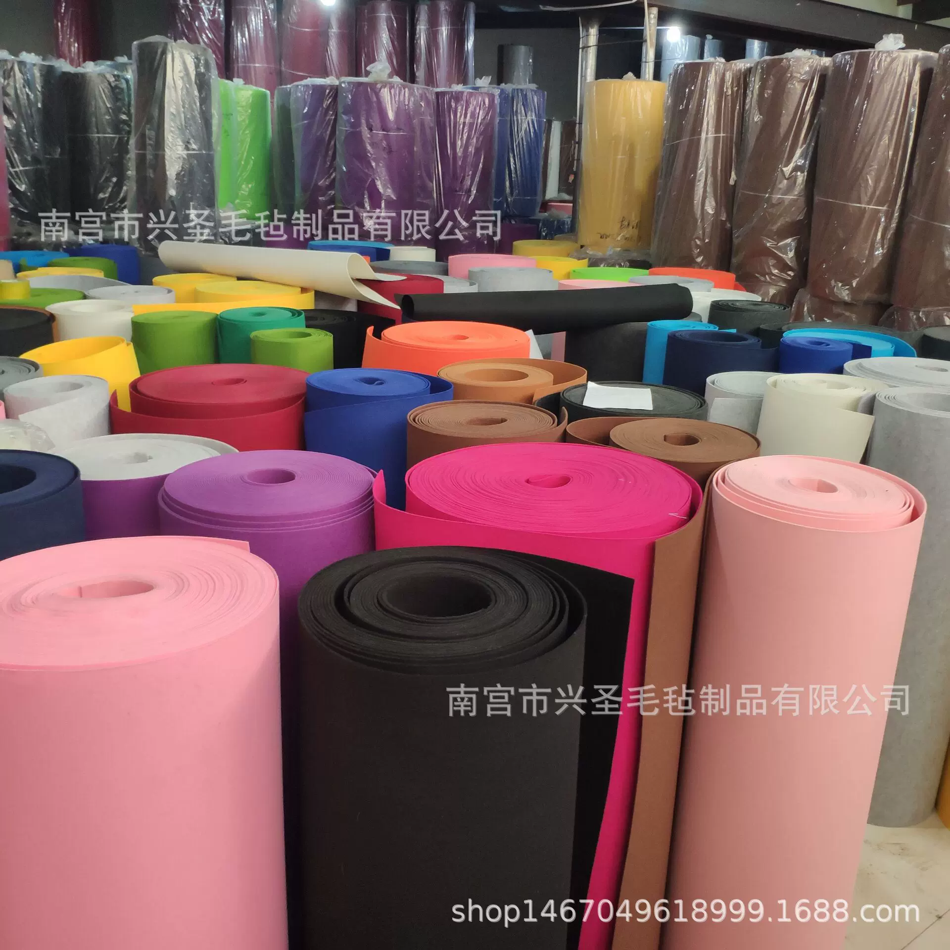 厂家无纺布彩色背胶毛毡DIY手工不织布批发墙贴 隔音1 2345mm