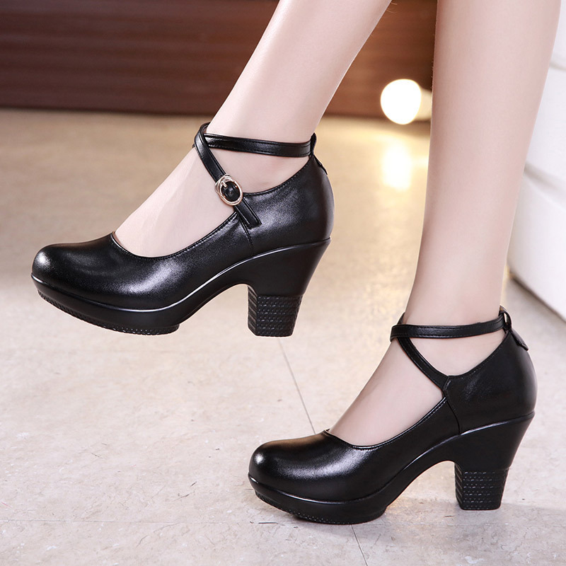Adult Outdoor Dance Shoes Thick Heel High Heel Dance Shoes Middle Heel Square Dance Shoes Model Cheongsam Show Shoes Women