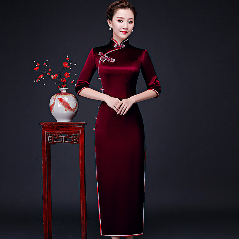 wine red mother long cheongsam 2024 new spring and summer happy mother-in-law wedding cheongsam skirt wedding dress sleeve