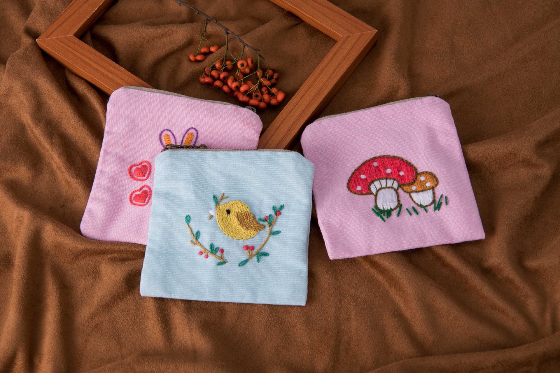 Monedero maquillaje hecho a mano DIY bordado europeo material paquete titular de la tarjeta almacenamiento regalo casero creativo