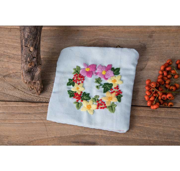 Monedero maquillaje hecho a mano DIY bordado europeo material paquete titular de la tarjeta almacenamiento regalo casero creativo