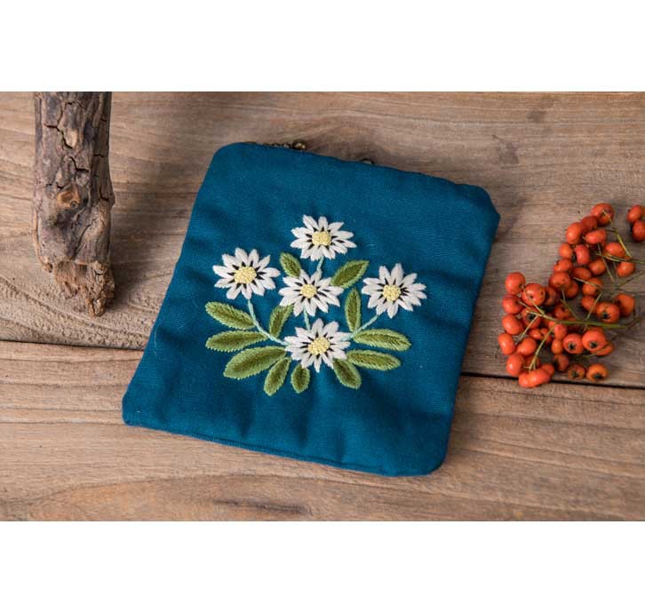 Monedero maquillaje hecho a mano DIY bordado europeo material paquete titular de la tarjeta almacenamiento regalo casero creativo