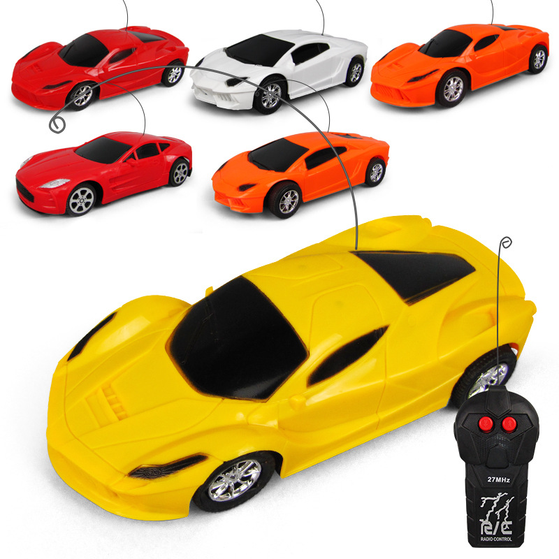 Envío gratuito coche de control remoto de dos vías de luz coche de control remoto 1:24 simulación coche de carreras de juguete eléctrico para niños puesto de juguete