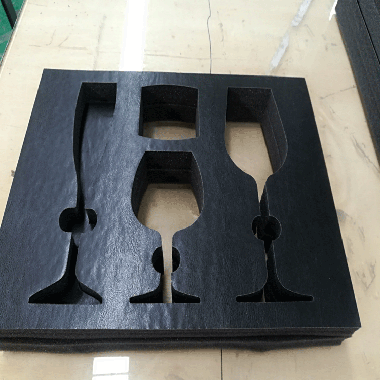 红酒瓶防震EVA喷绒内衬 eva表面贴PE成型 酒瓶防震eva包装内衬