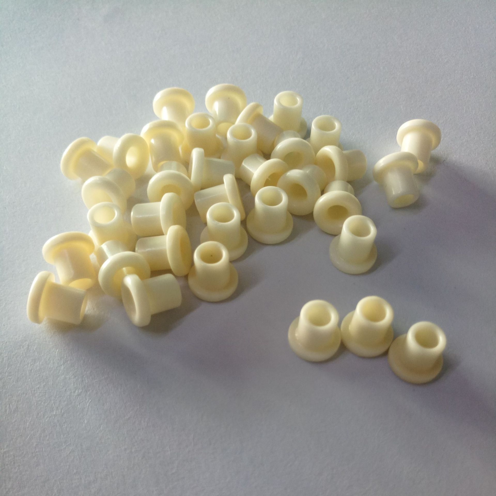 大量供应绕线机配件 瓷眼瓷管 纺织陶瓷 瓷轮 单槽瓷轮