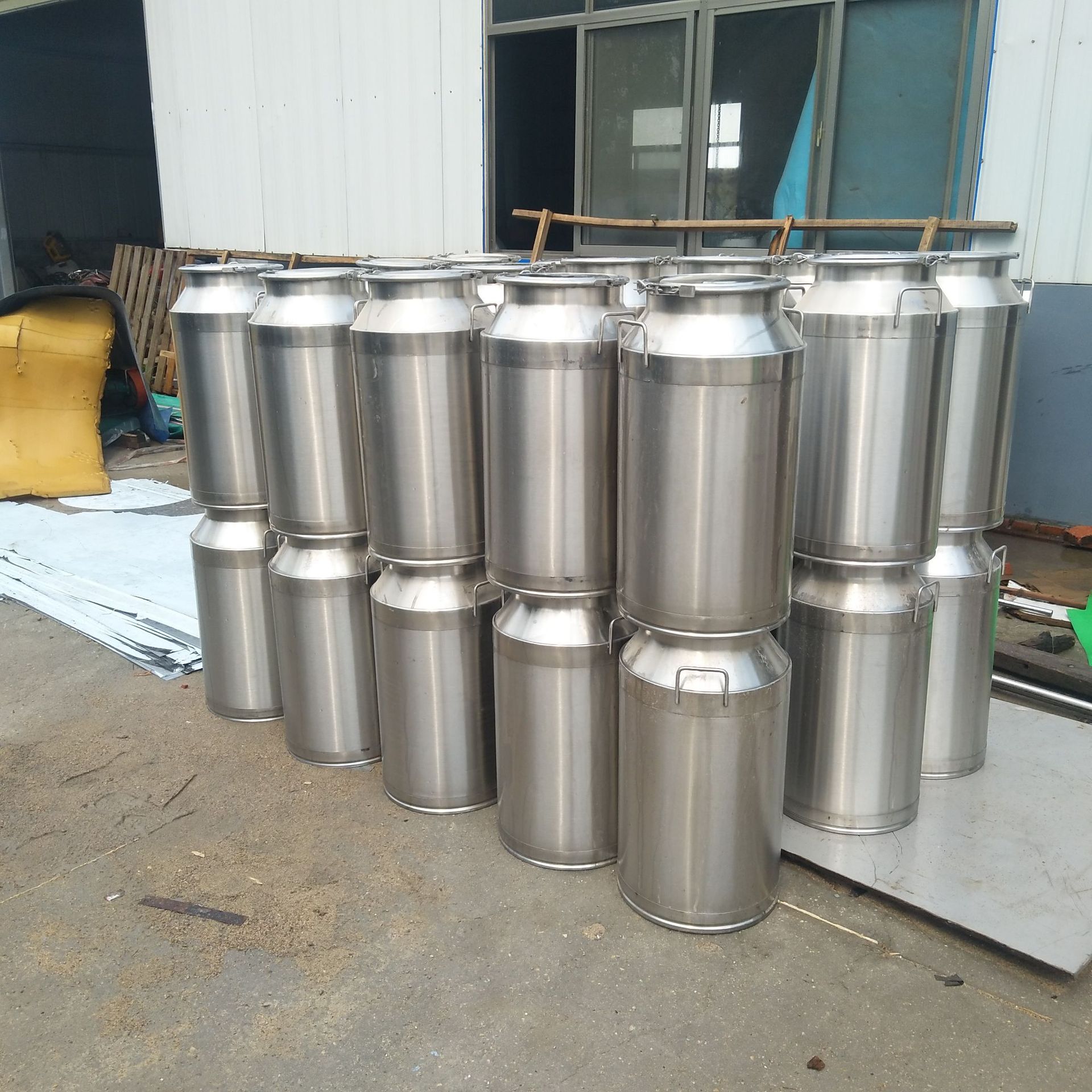 特制304不锈钢泡酒桶 发酵罐200斤304食品级 密封人孔 厂家直销