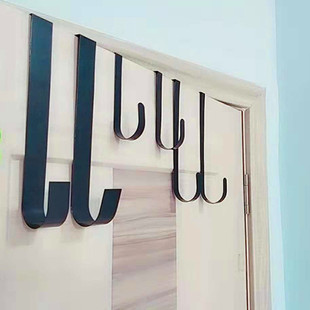 Hot creative Christmas wreath hook coat and hat hook behind the door hook black Christmas decoration hook 24.5cm