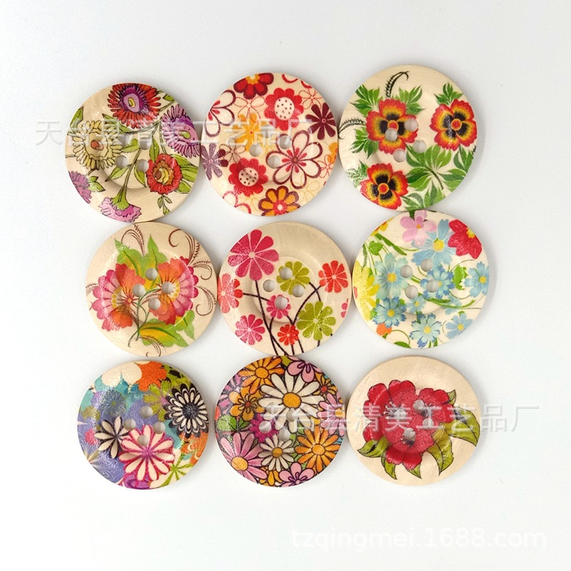 Botones de madera pintados de 30mm Botones de borde ancho de flores pintados de madera 50 pc/paquete