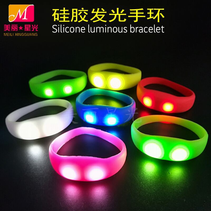 Pulsera luminosa LED al por mayor de fábrica Pulsera luminosa vibratoria pulsera luminosa pulsera de silicona intermitente activada por voz de concierto
