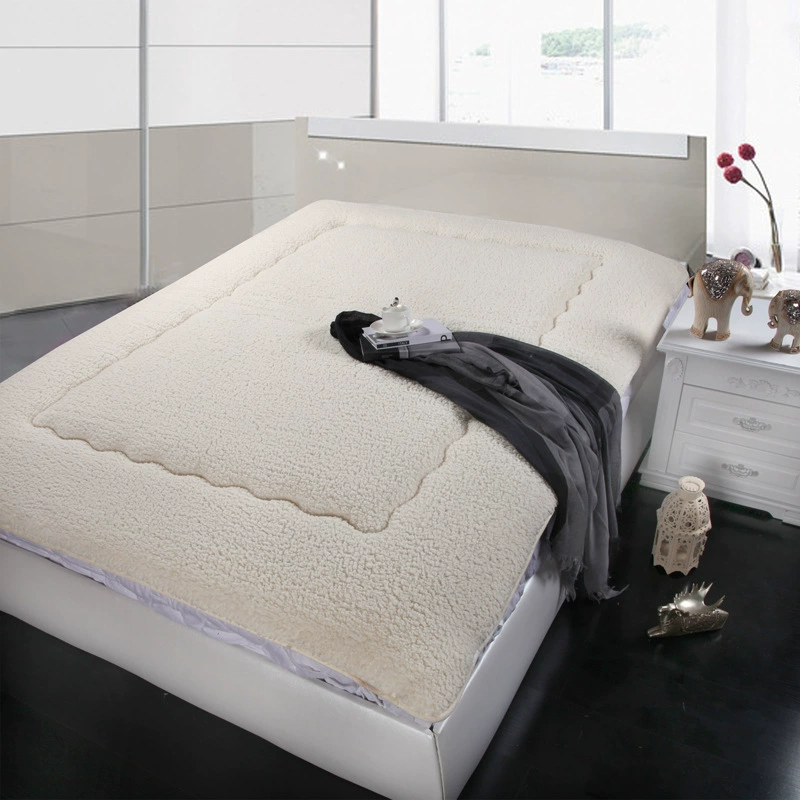 Foldable warm mattress for elementary school students, increased thickness
