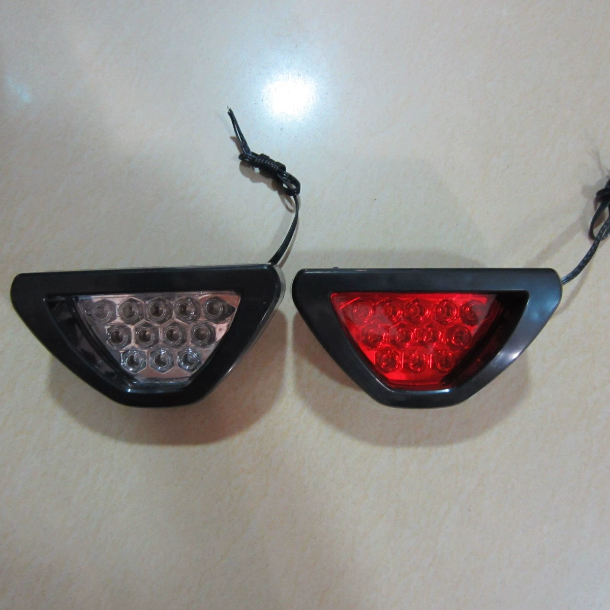 Задний бампер стоп-сигналы