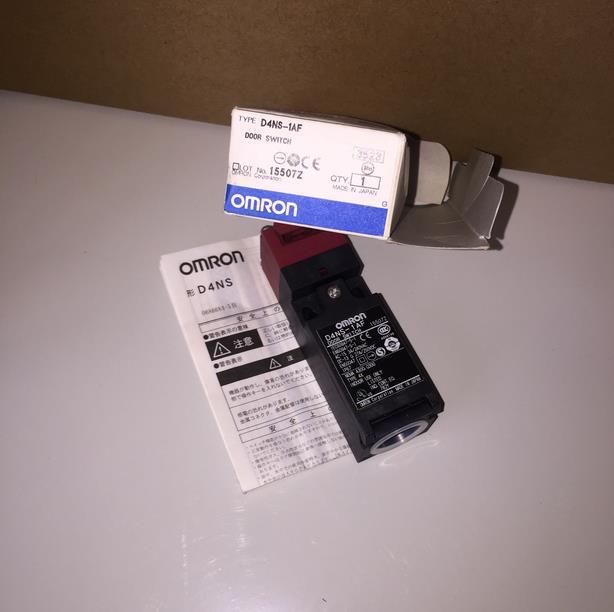 全新现货欧姆龙安全门开关 D4NS-1AF D4DS-K5 D4NS-4CF D4DS-K1