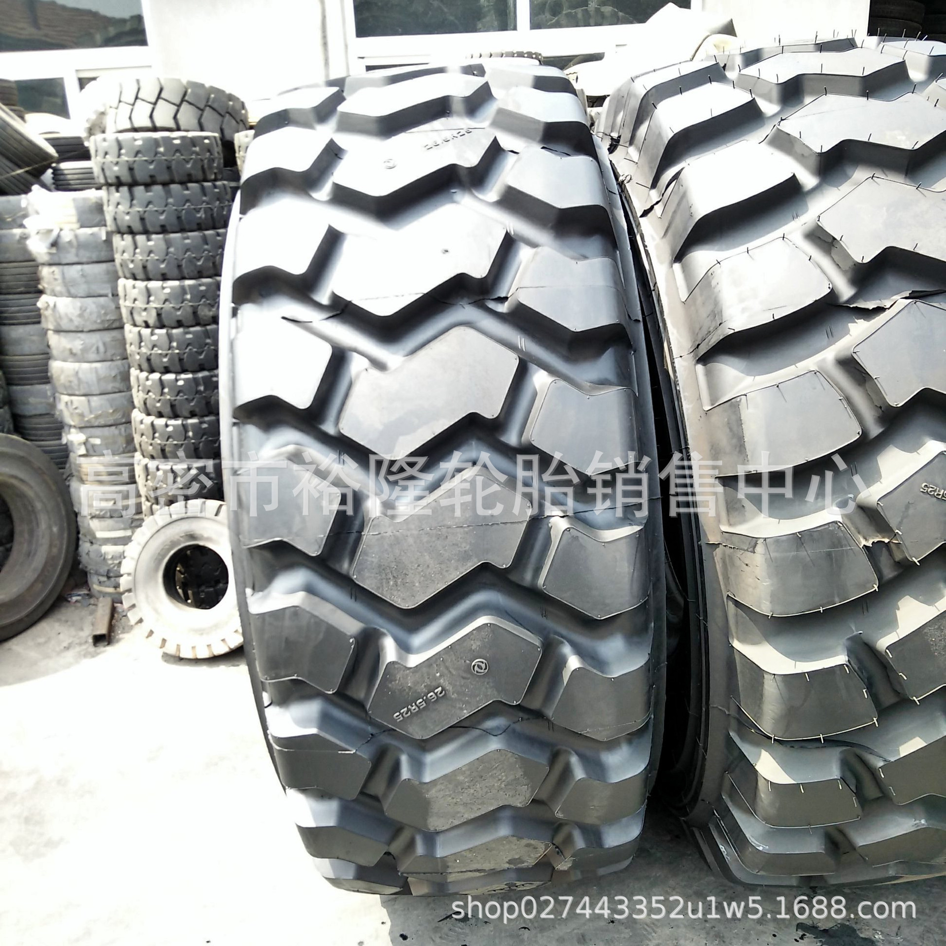 轮胎26.5R25运梁提梁机钢丝工程机械装载机胶卡轮胎