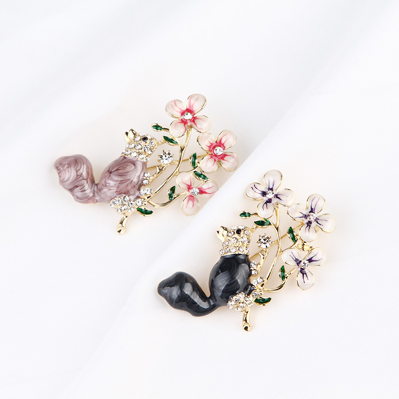 Korean fashion cartoon einfache öl tropfen emaille legierung eichhörnchen brosche pin frauen kleidung pin zubehör_voghion.com