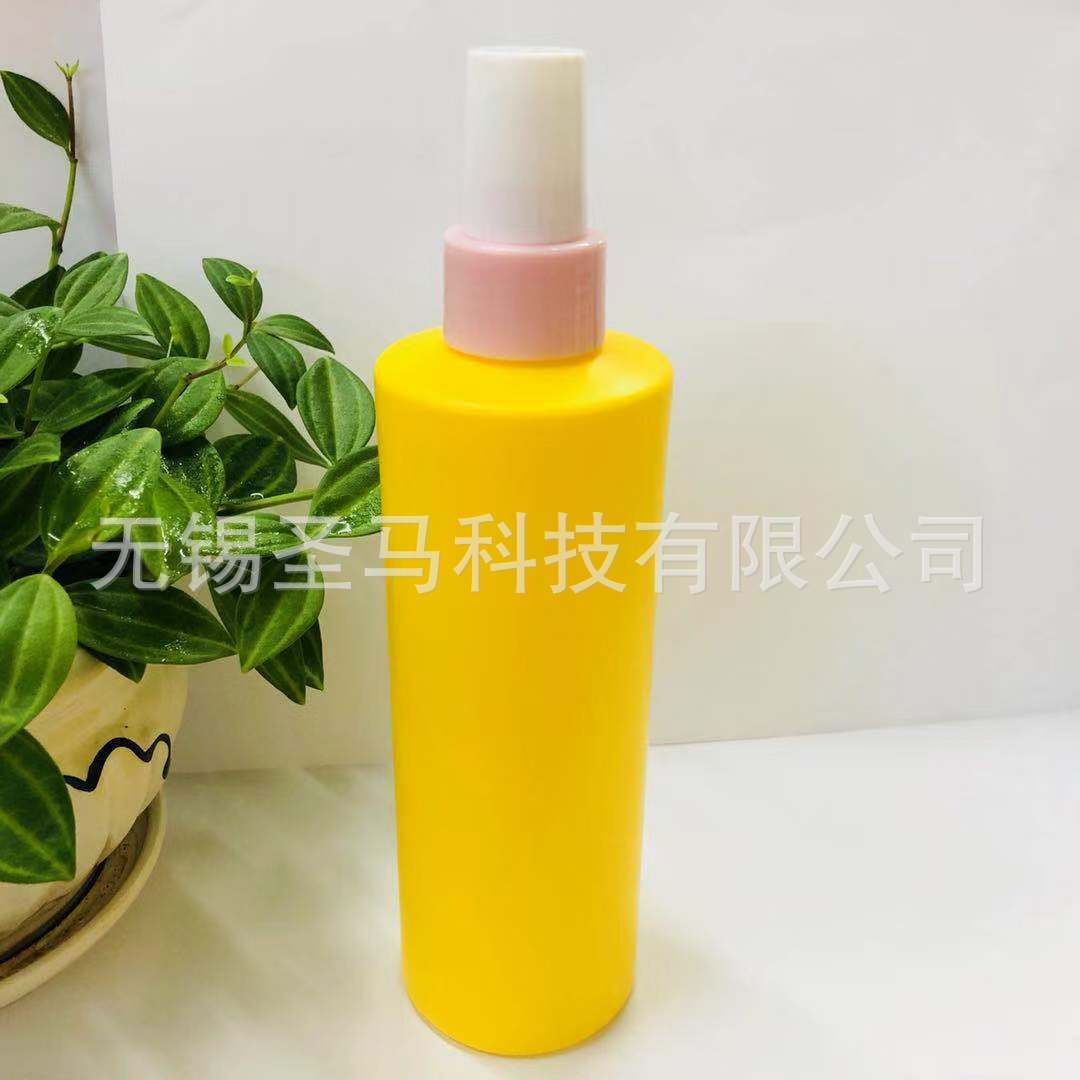 厂家供应 250mlPE喷雾瓶 化妆水瓶  日用品瓶 可供应颜色