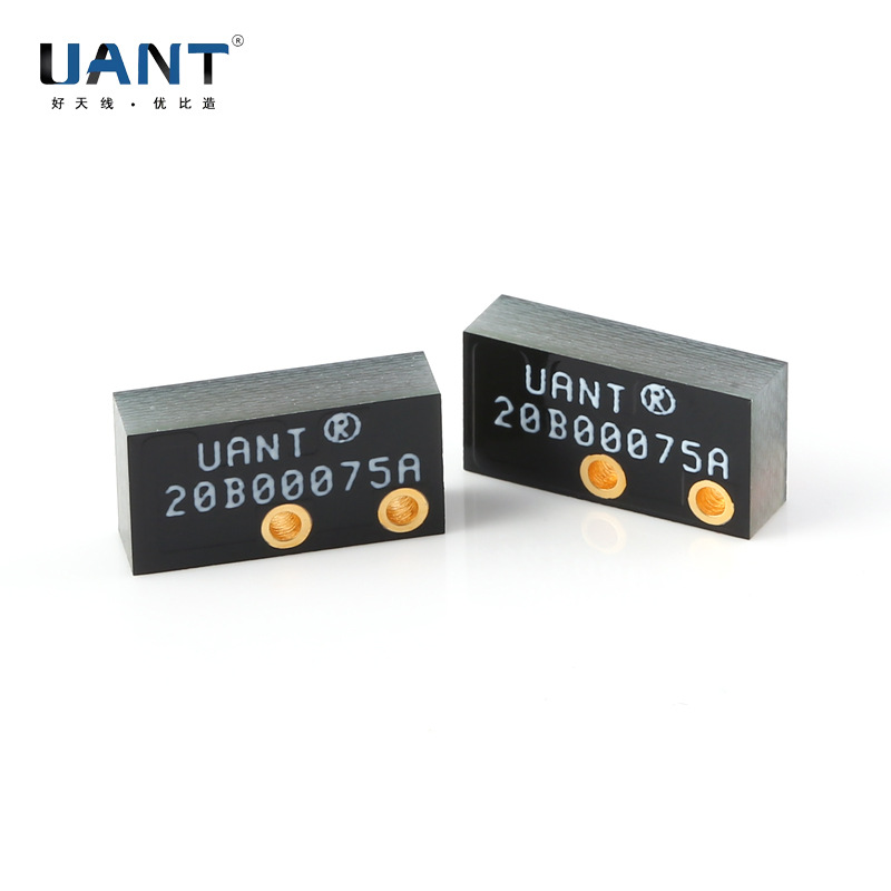 2.5GHz内置贴片天线 全频段 高增益无源GPS北斗双频 陶瓷贴片天线