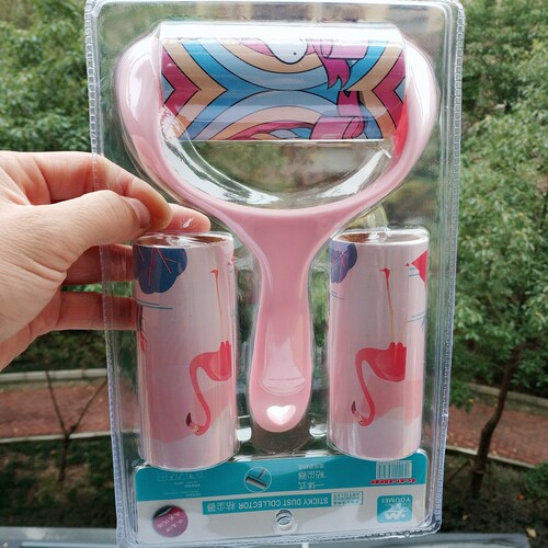 Hot-selling household dust paper lint sticker roller to stick lint and tear off clothes with dust paper to remove lint