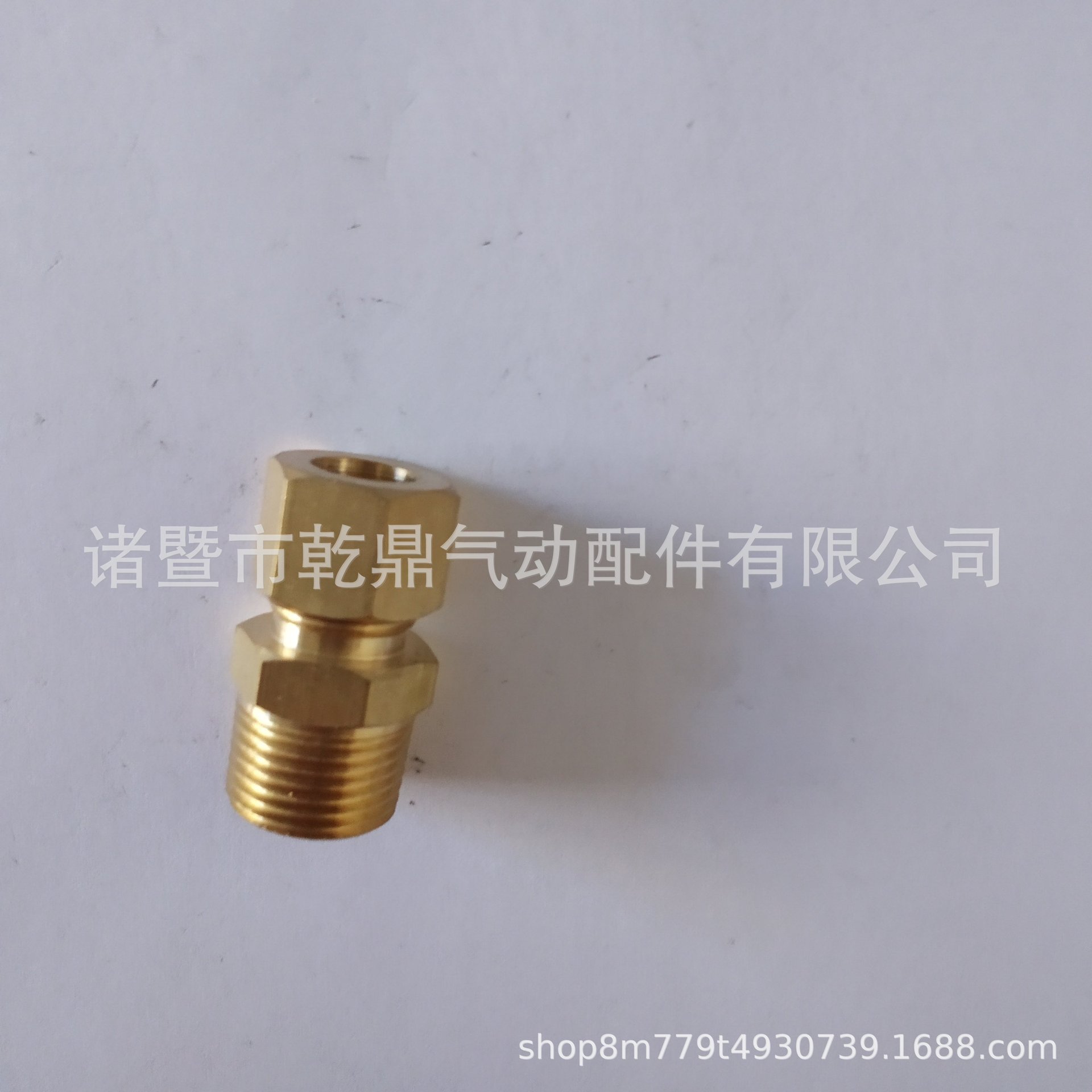 外丝卡套直通 铜本色铜镀镍 大小可定