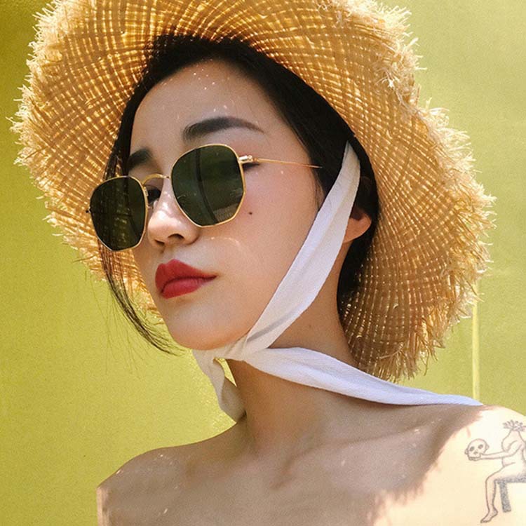 2019 European and American Small Square Sunglasses All-match Street Photograph Colorful Sunglasses Men's and Women's Retro Sunglasses Trendy 3548