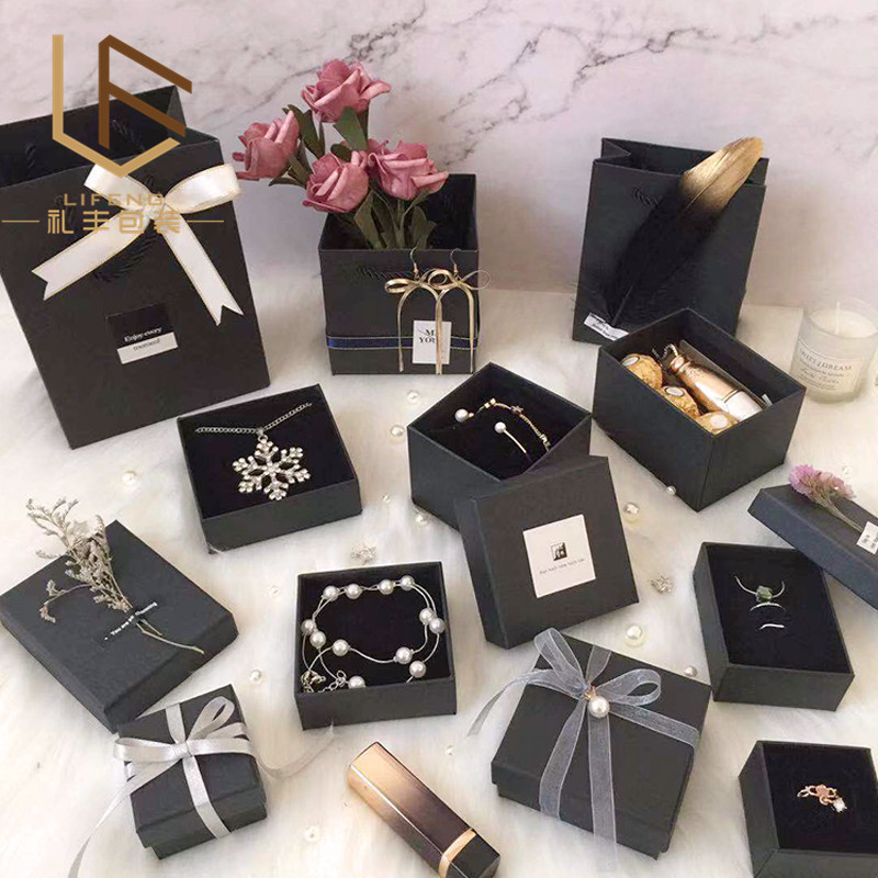 Factory spot black kraft paper jewelry box ring watch jewelry box bracelet box can be printed logo Factory spot black kraft paper jewelry box ring watch jewelry box bracelet box can be printed logo
