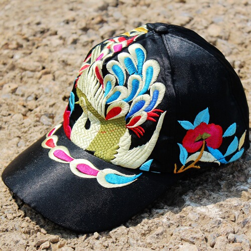 Ethnic Style Embroidered Hat Flowered Hat Four Seasons Hat Sun Hat Women's Baseball Cap Large Supply