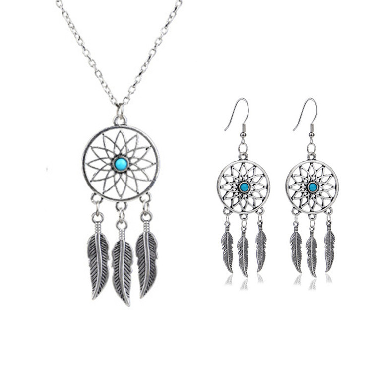 Cute ethnic retro turquoise pendant with tassels
