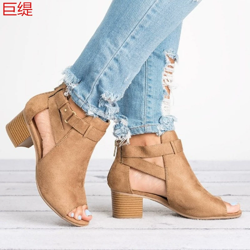 Весна и лето в наличии новое желание Amazon независимая станция европейской и американской внешней торговли плюс размер толстый каблук Пряжка сандалии женщин