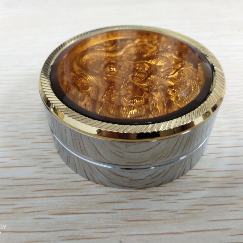 Electro-Galvanized Alloy Metal Cup Lid, Glass Cup Dragon Lid, Stereo Relief Gold and Silver Chrome-Plated Smooth Precision Shell