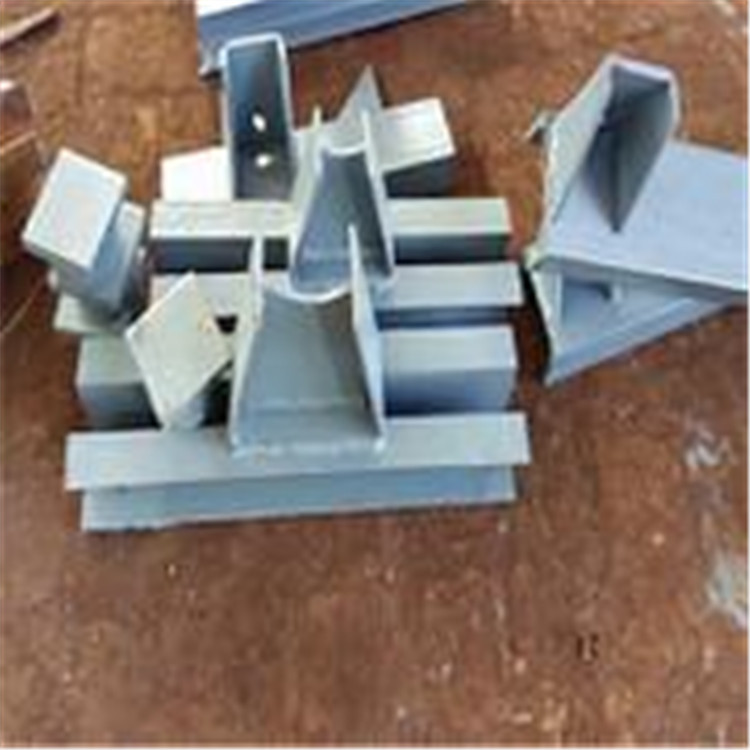 垂直管焊接鳍形吊板，优质垂直管焊接鳍形吊板厂家报价