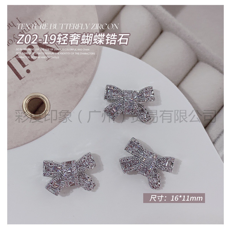 Decoración de Uñas con Mini Mariposas de Circonio, Joyería de Diamantes, Novedad 2025, Lujo Ligero, Adhesivos Tridimensionales de Metal Hueco para Decoración de Uñas