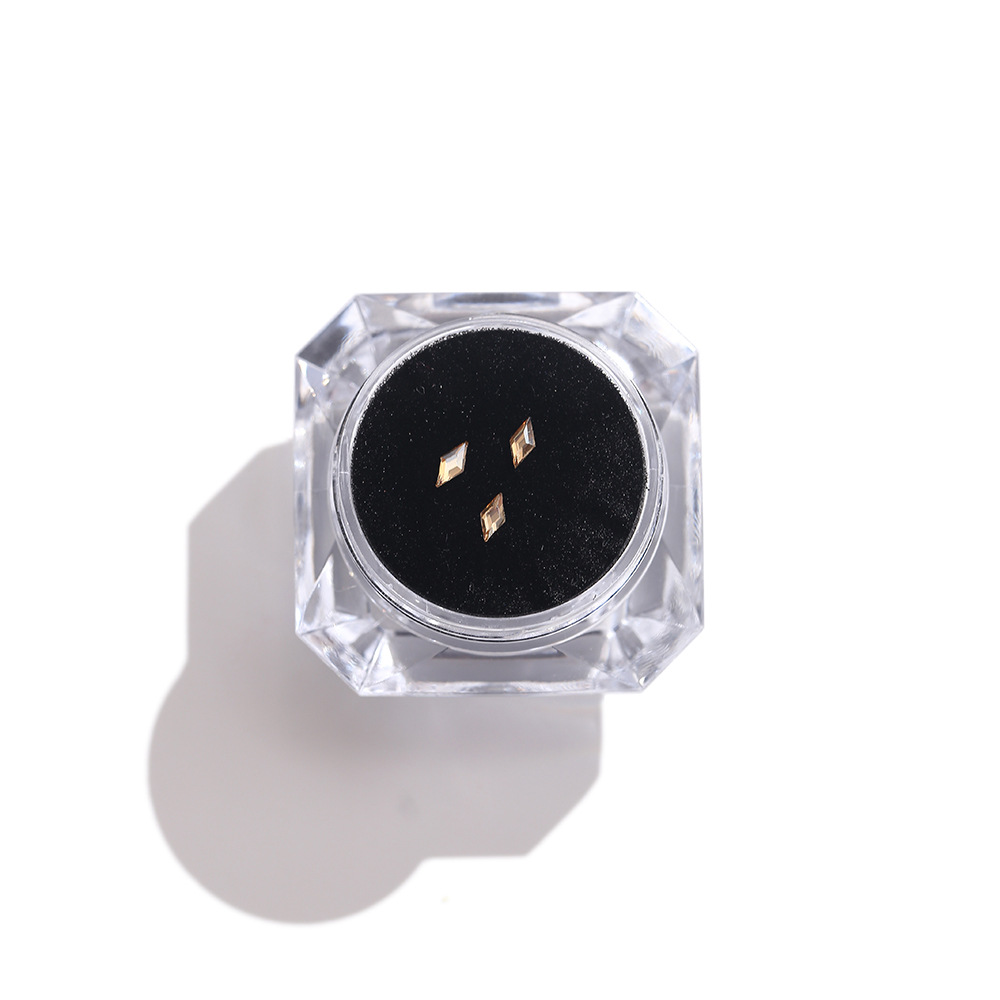 3-piece Set Of Champagne Flat-bottomed Irregular Tooth Gems_voghion.com