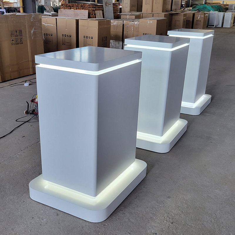 公司展厅展台展示柜简约高端玻璃发光烤漆体验桌创意中岛展示台