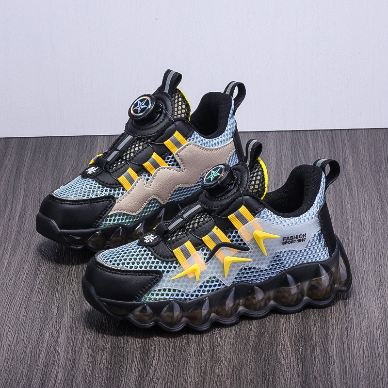 Zapatos infantiles para niños y niñas de verano hueco respirado botón giratorio de malla para niños de mediana edad zapatos deportivos casuales para estudiantes primarios