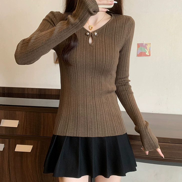 Autumn design base body-friendly long-sleeve, knitted sweater, brand T-shirt, trend of season, V-neckline, Korean style