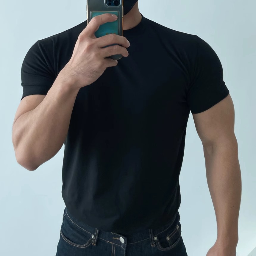 T-shirt uomo slim fit in cotone stile dapper per ufficio serata_voghion.com