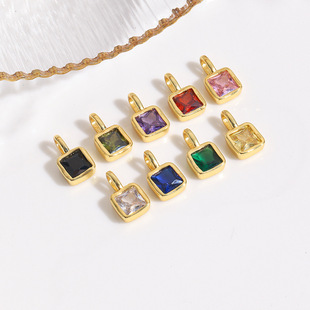 �����~�18k�׺β�ɫ�ʯ�ķ���С���� �����DIY�Ʒ������