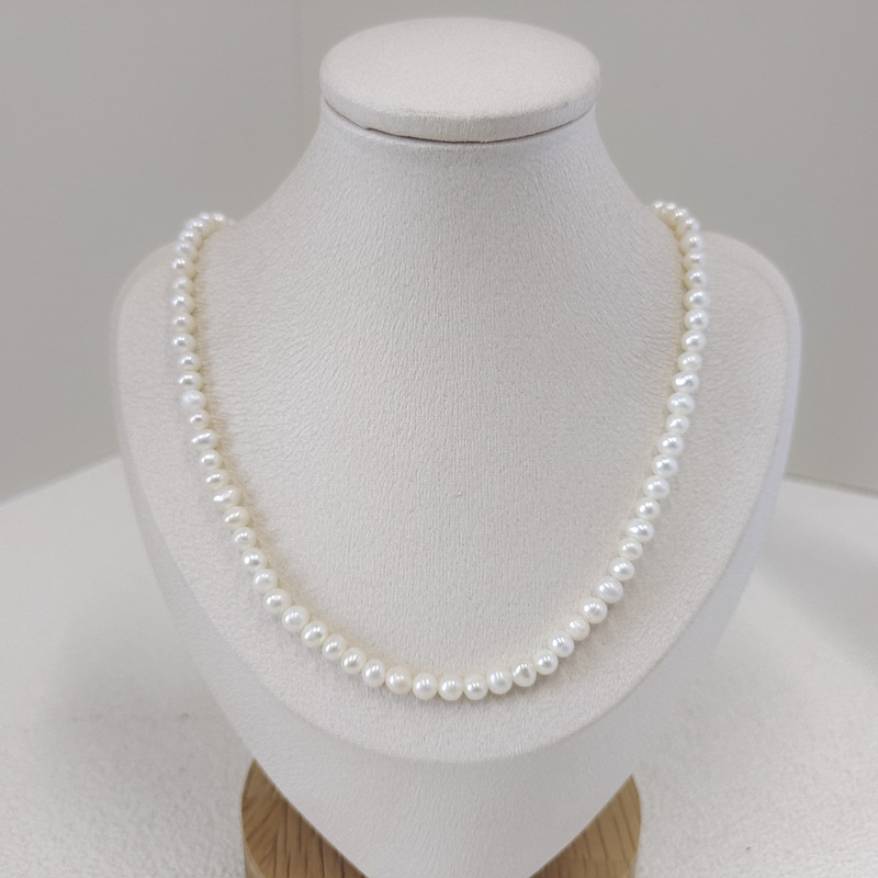 20g Weight Necklace Classification 1 Piece Quantity Daily Occasion Freshwater Pearl Material Solid Color Pattern Women'S Gender Beaded Design Fashion Style 1 Piece Fashion Solid Color Freshwater Pearl Beaded Necklace 2