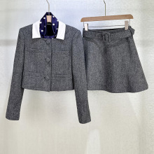 春夏2026新品小香风灰色人字纹设计感撞色领短款外套+半裙两件套