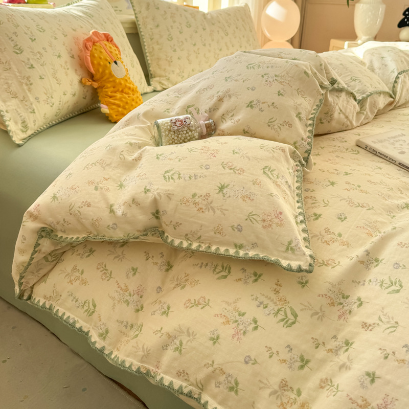 Floral Pattern Pure Cotton Four Piece Bed Linen Set With Sheet_voghion.com